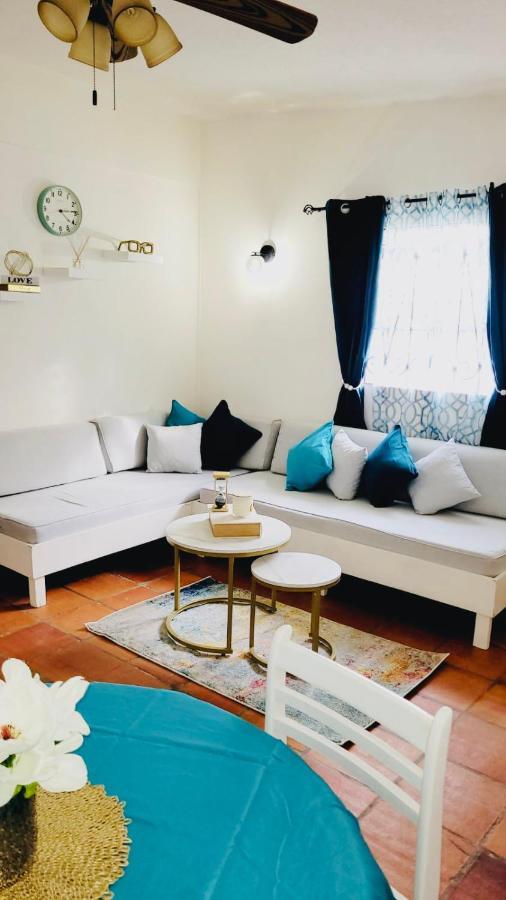 Sugalove Villa 30 Flamboyant Ave Saint James Exterior foto